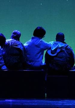 TUTTO IL MONDO E' PAESE